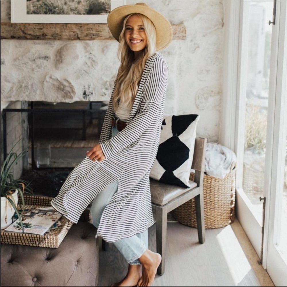 Carly Jean Los Angeles Sia Cardigan with Hood